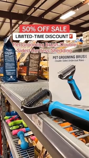 Double-Sided Pet Grooming Brush – Hurtless Shedding & Dematting Undercoat Rake for Dogs and Cats