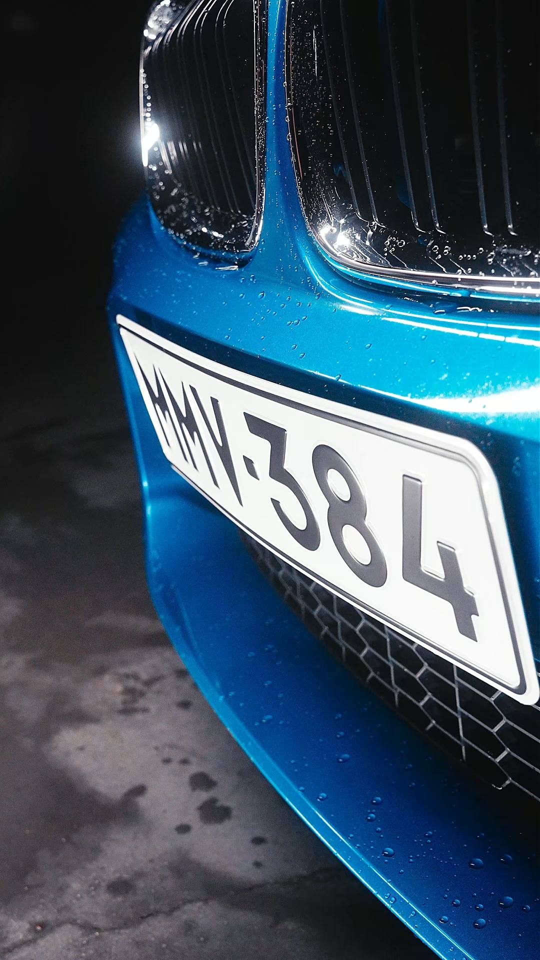 Pop License Plates in SECONDS
