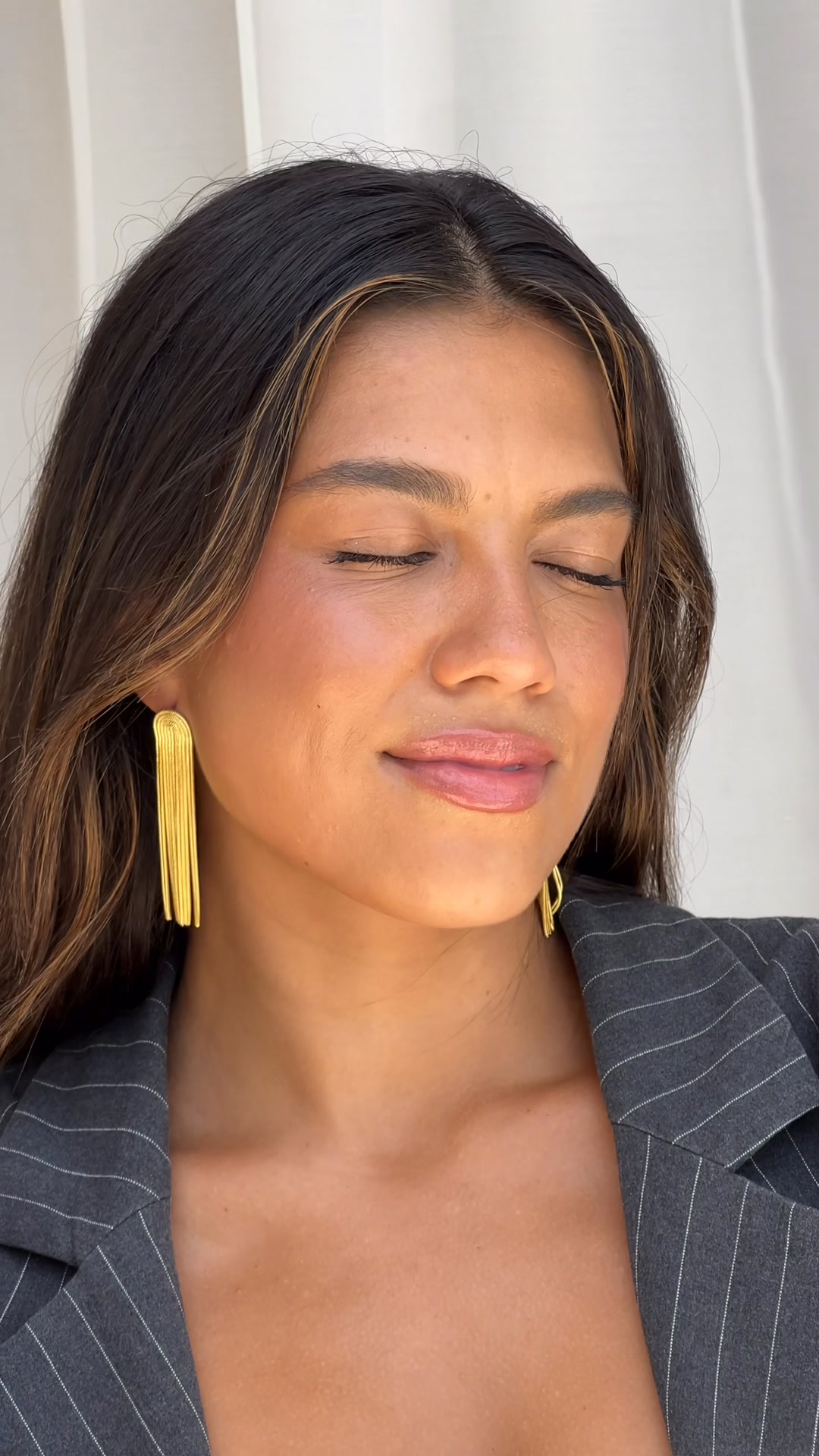DONUT EARRINGS.