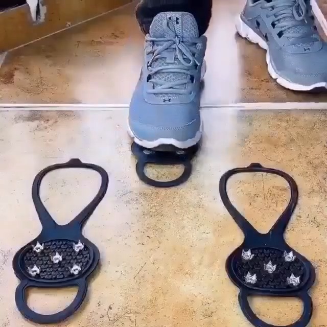 Universal Non-Slip Gripping Spikes