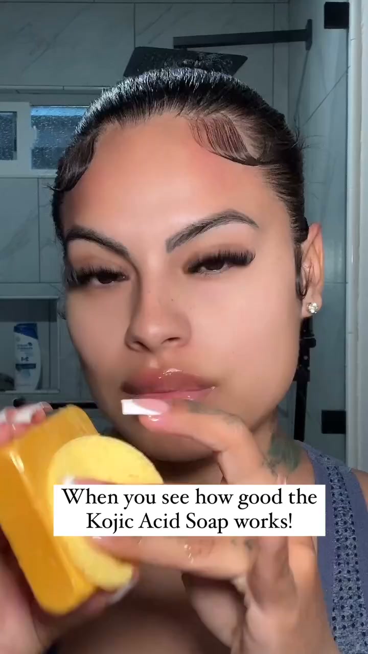 Helps Reduce the Look of Dark Spots