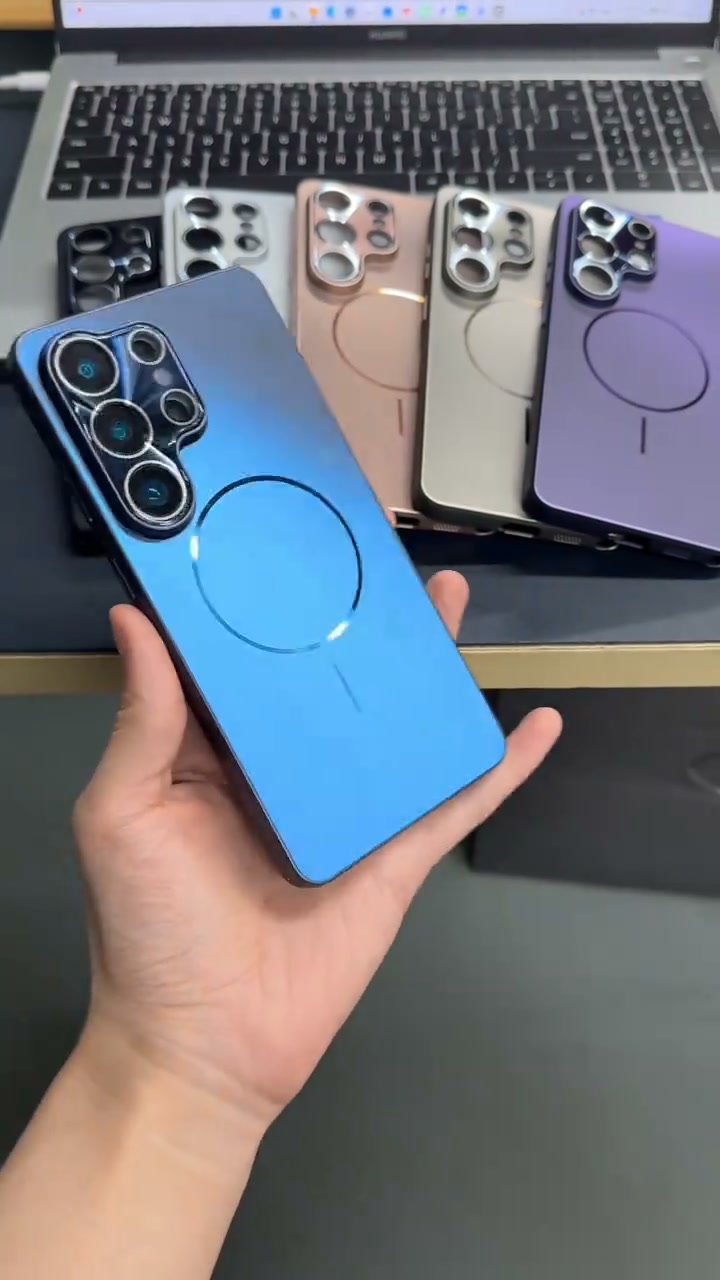 Magnetic Samsung Case · Snap On & Go