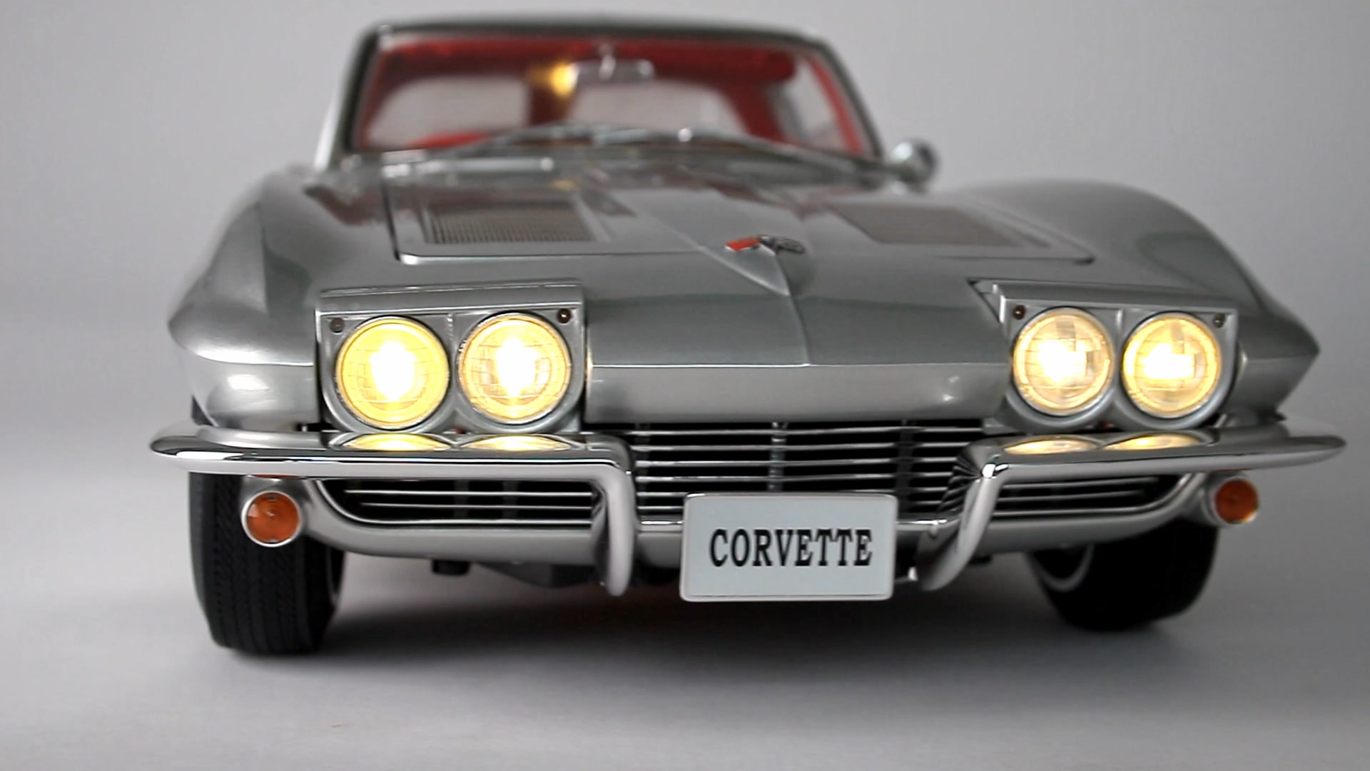 1963 Corvette Sting Ray Maßstab 1:8