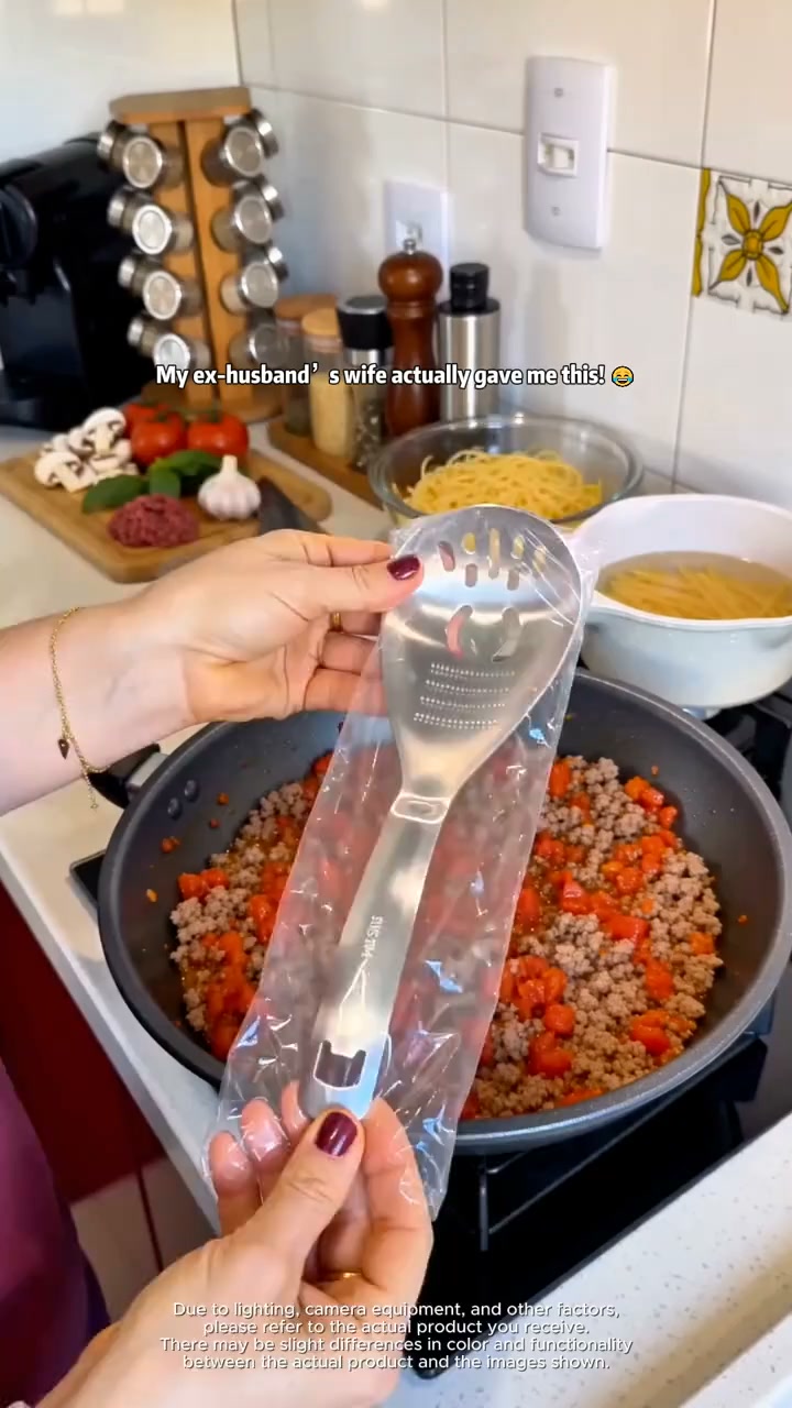 Anúncio de Jolieaprile.co-C