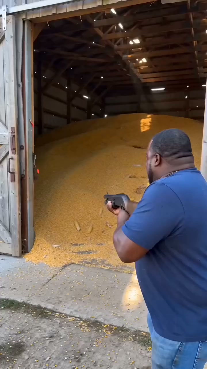 SAY GOODBYE TO RATS, MICE & CREEPY CRITTERS — NATURALLY & BRUTALLY EFFECTIVE!​