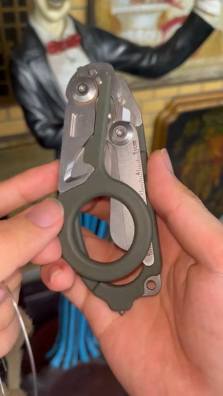 Flash Sale 49% OFF8-in-1 Tactical Emergency Folding Scissors – Reinforced 420HC Steel with Window Breaker, Strap Cutter & Ring Cutter fo