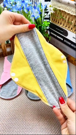 4PCS Reusable Leak-Proof Washable Incontinence Pads