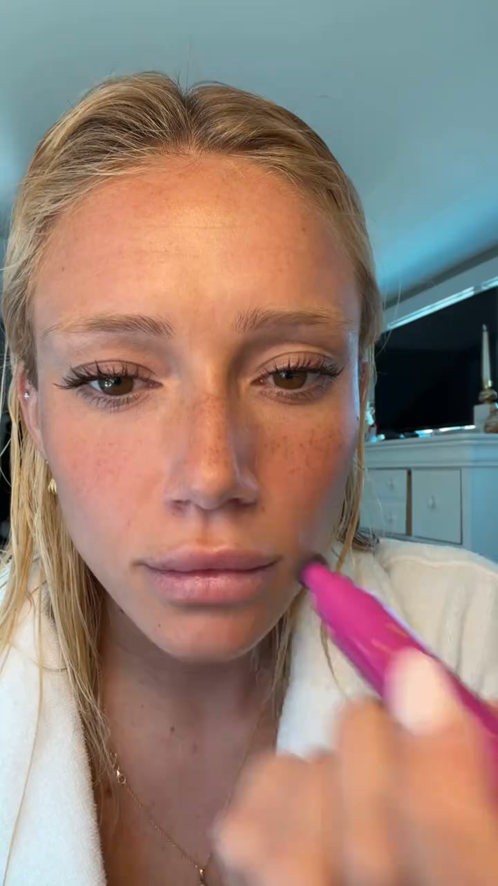 The Easiest Sun-Kissed Look