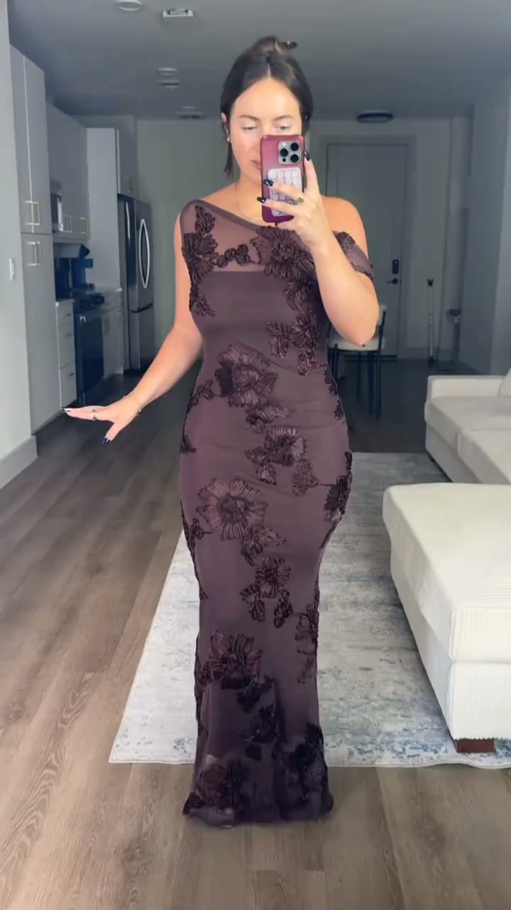 Join 4,800+ Who Found Their Perfect Dress