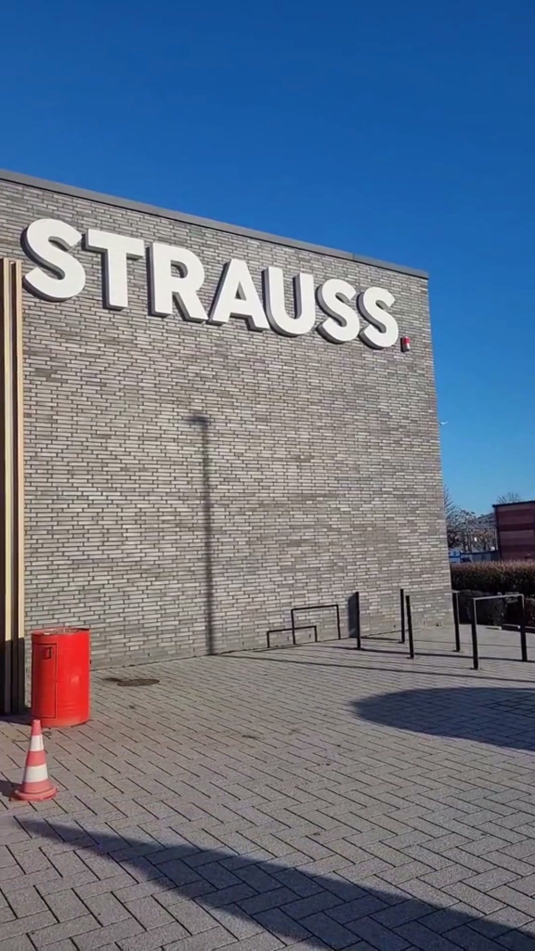 German Engineering, Unbeatable Price – 70% Off Strauss Workwear