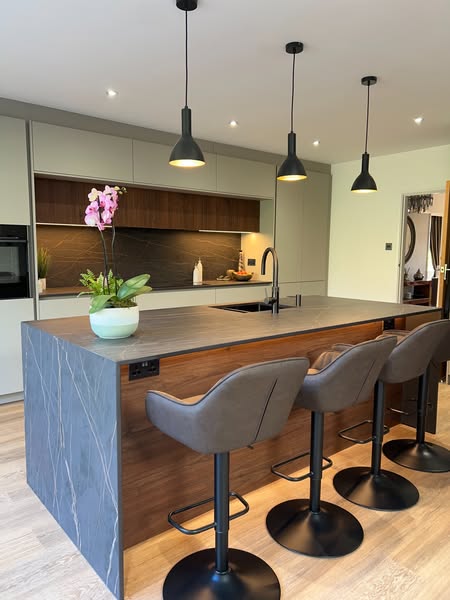 Premium Kitchens for Less