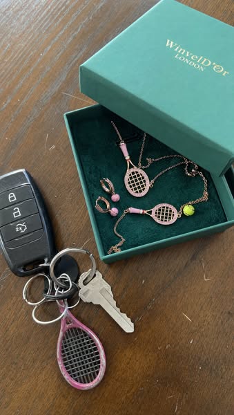 The tennis gift she actually keeps