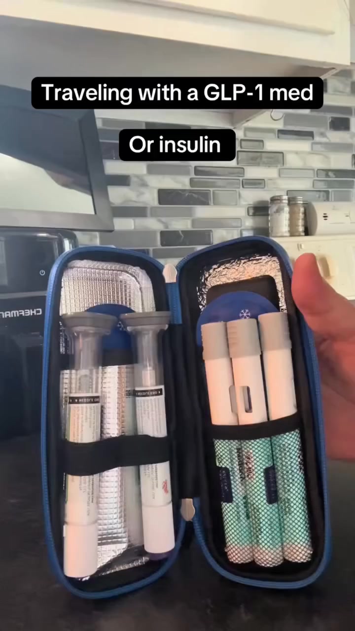 Insulin Cooler Travel Case with Temperature Display