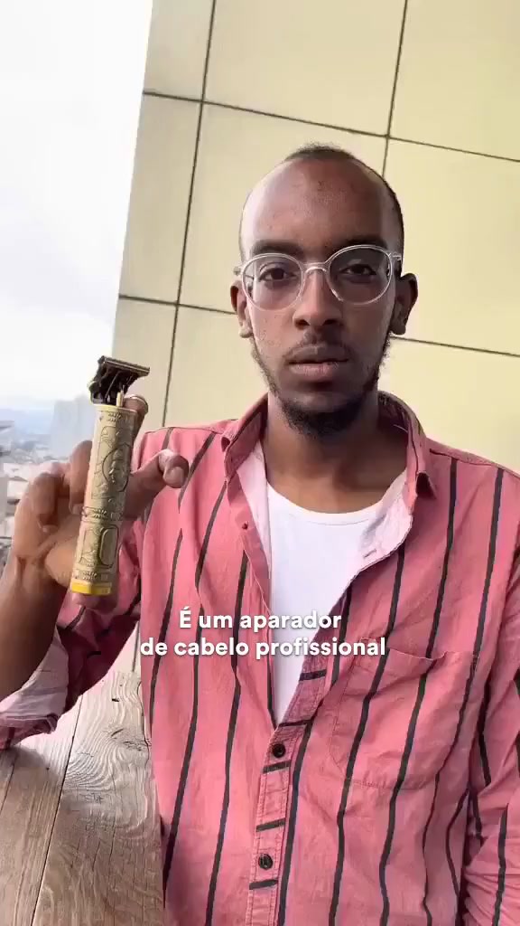 Corta suavemente até cabelo grosso