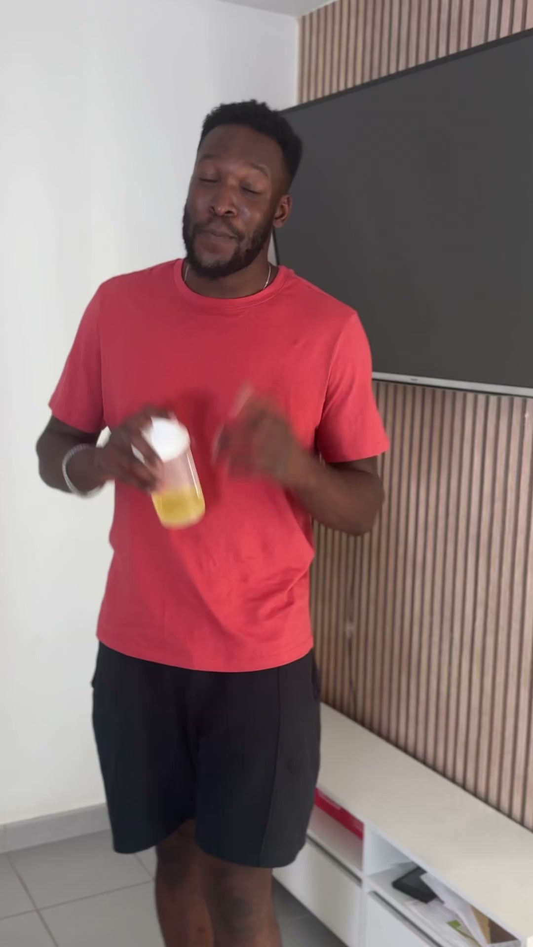Obtiens 5 € de réduction avec le code « HOLY » !!
