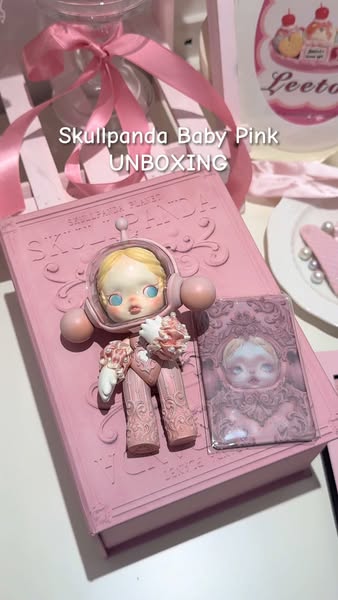 Skullpanda Baby Pink