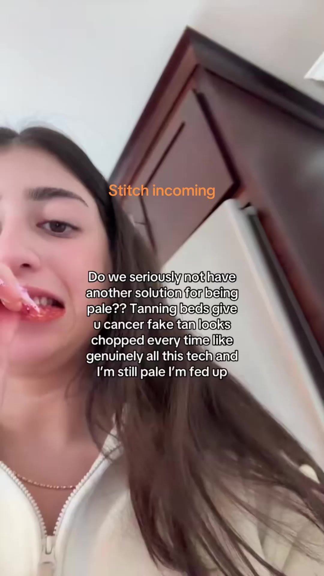 Sun-kissed cheeks, no sun required.