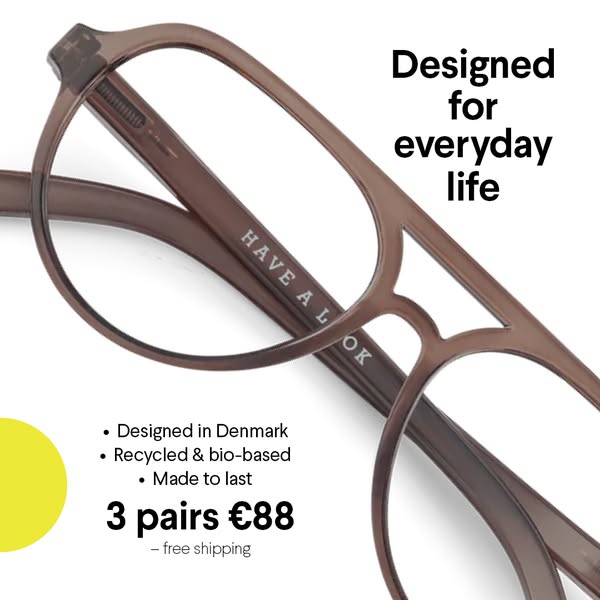 3 pairs of reading glasses for €88