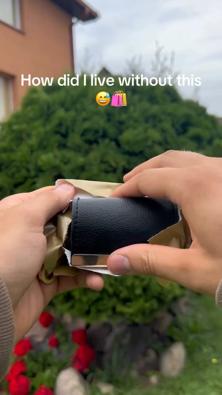A Signature Keychain Unfolds Into a Beautiful Tote