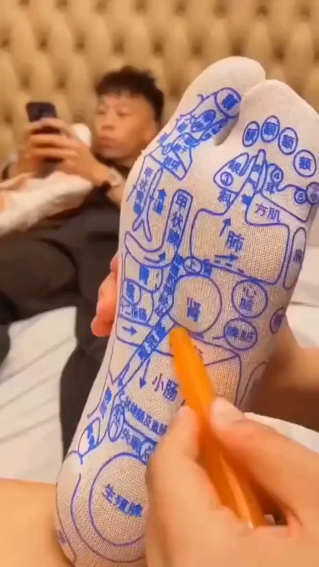 Massageador EMS para os pés - adeus pernas inchadas