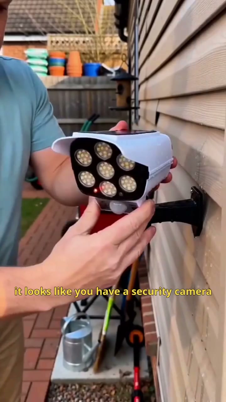 2026 HOT SALECamera-like Motion Sensor Solar Light