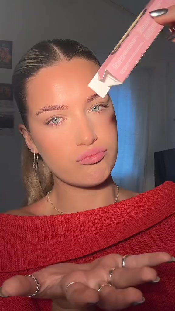 Get Perfect Makeup in Seconds