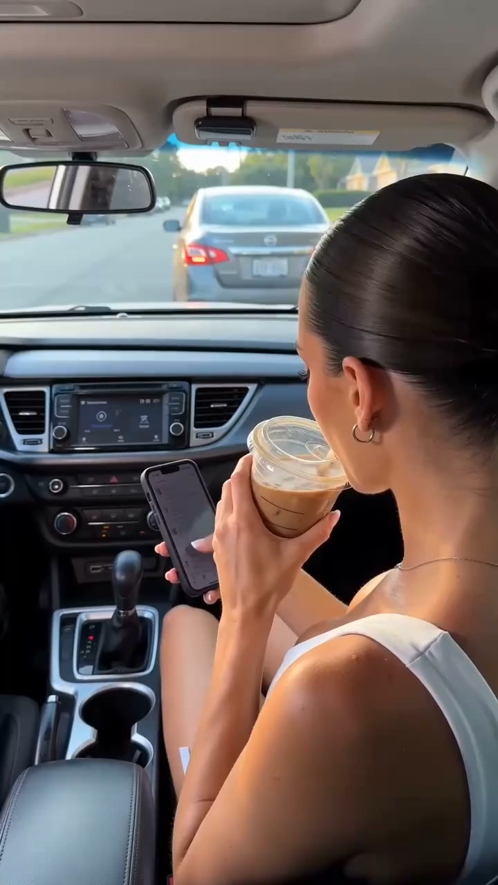 A Mirror Upgrade That Clips On