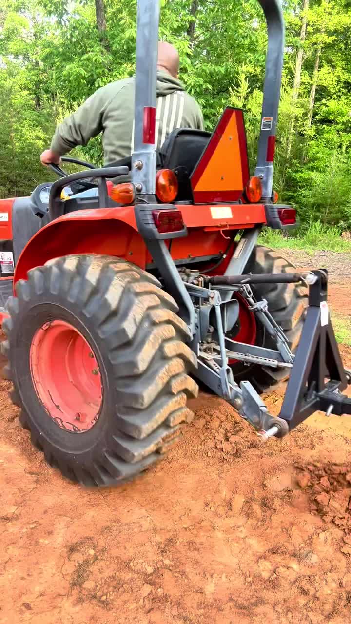 Heavy Duty Hitch Mounted Trencher