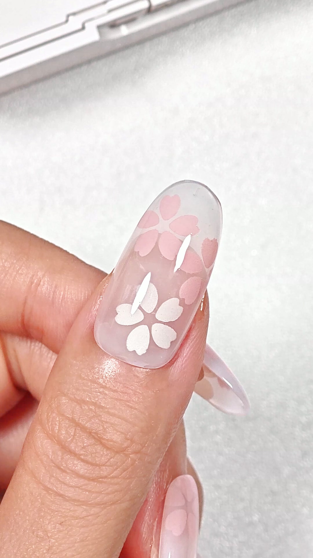 Anúncio de Rarjsm Gel Nail Polish