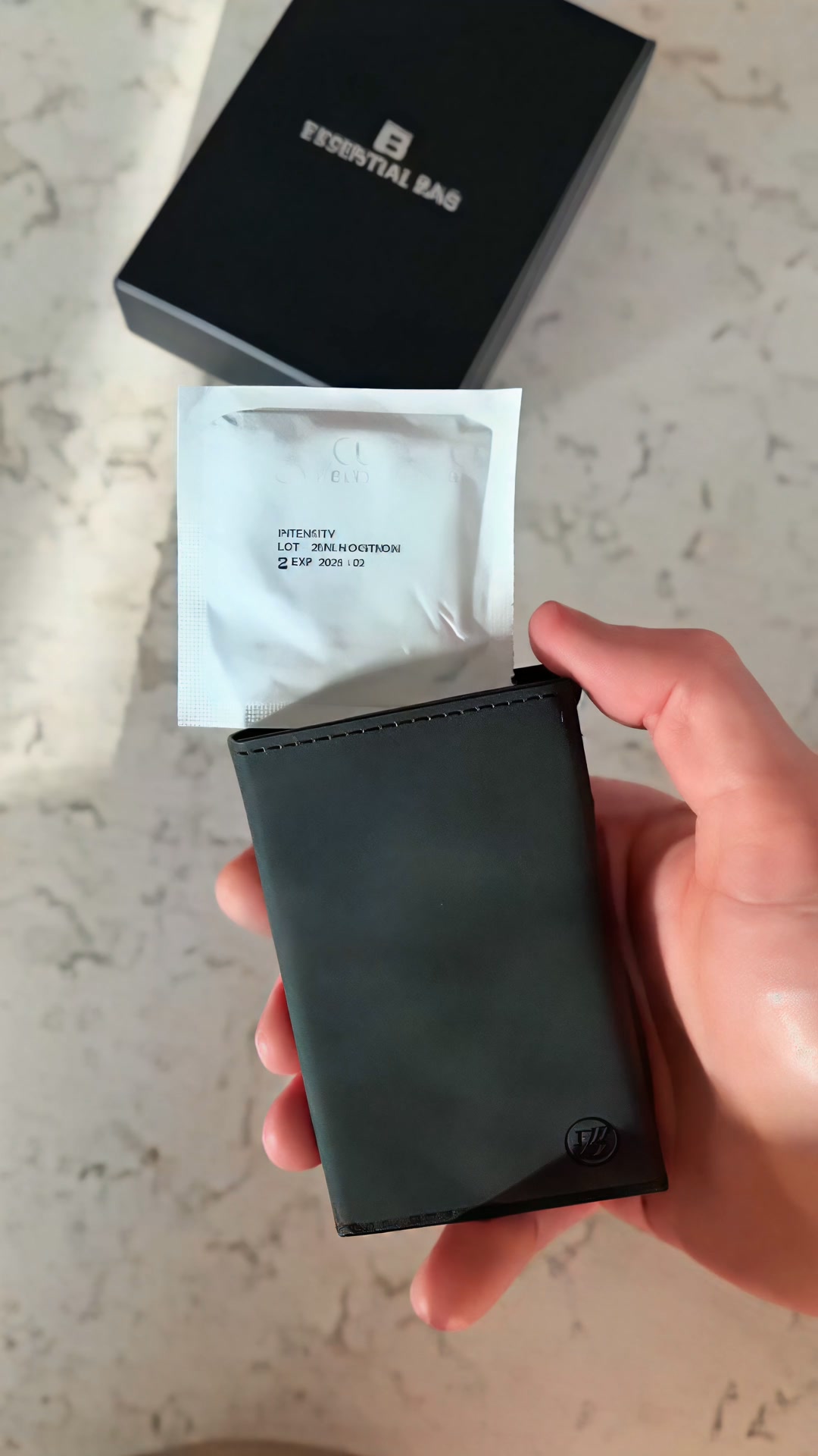 StrideSafe™ Smart Wallet