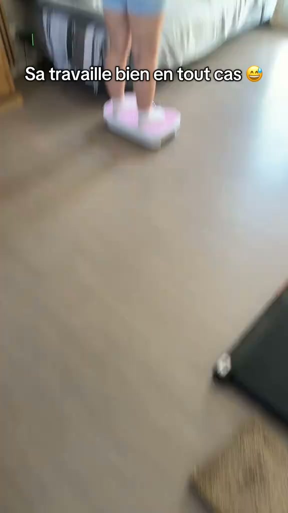 Vibration Platform for Full-Body Workout