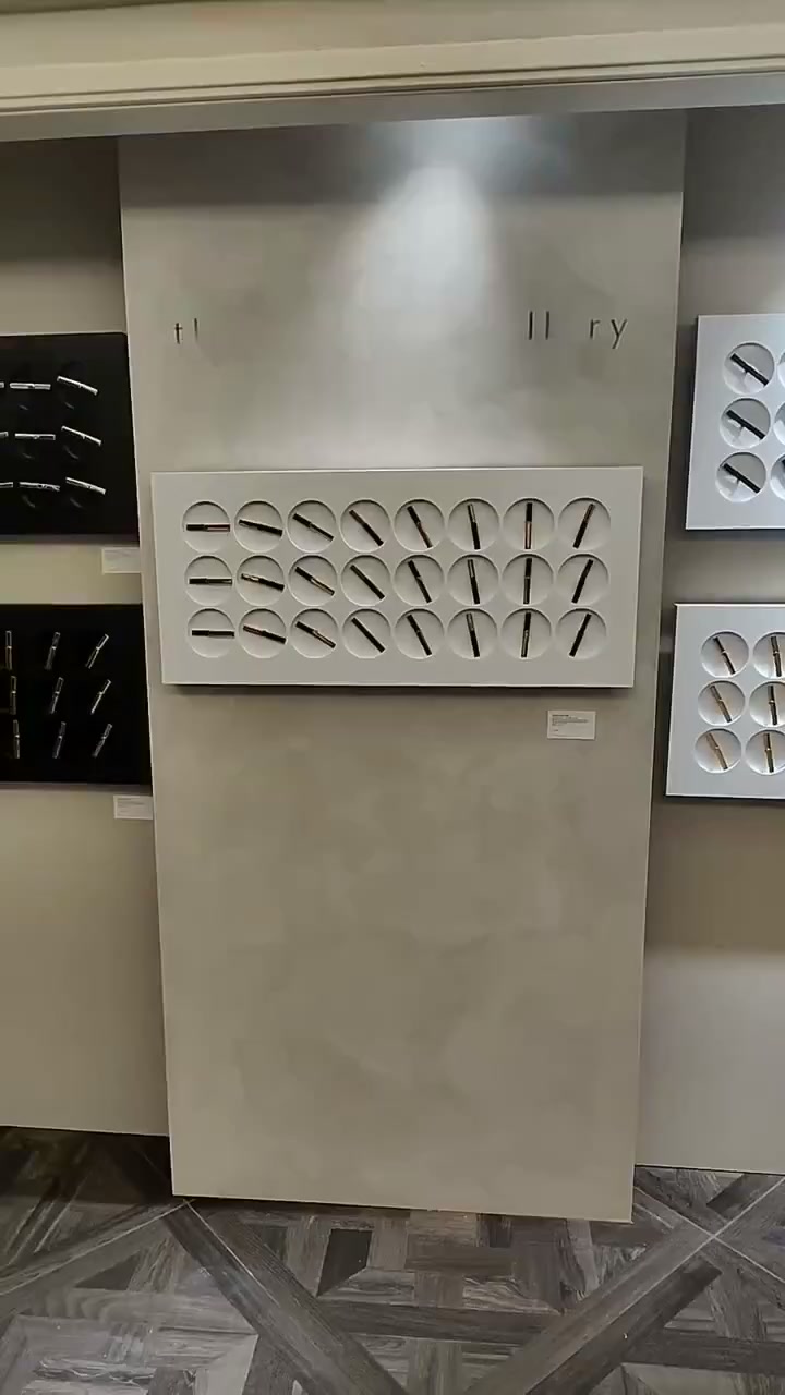 Time in Motion – Kinetic Wall Clock That Turns Minutes into Art