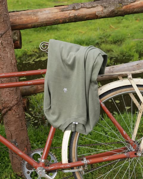 Cotton Crew Neck Sweater In Dusty Olive