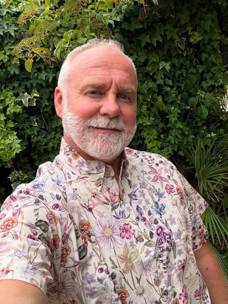 Yiume® Official Website - Hawaiian Aloha Shirts with Unique Designs