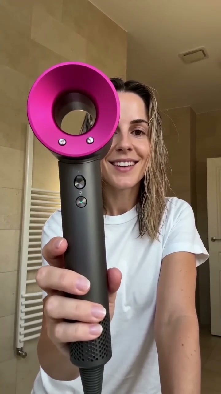CREA CADA LOOK CON UN SOLO SECADOR