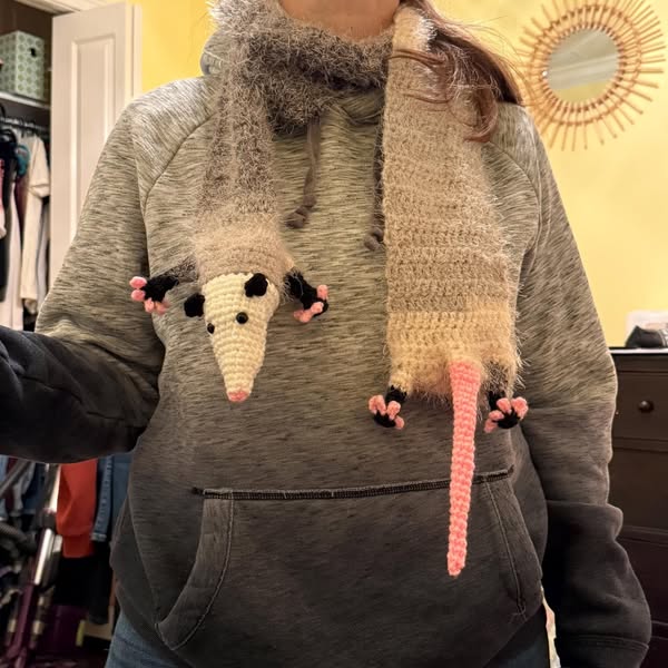 Curious Rat Neck Wrap Crochet Pattern