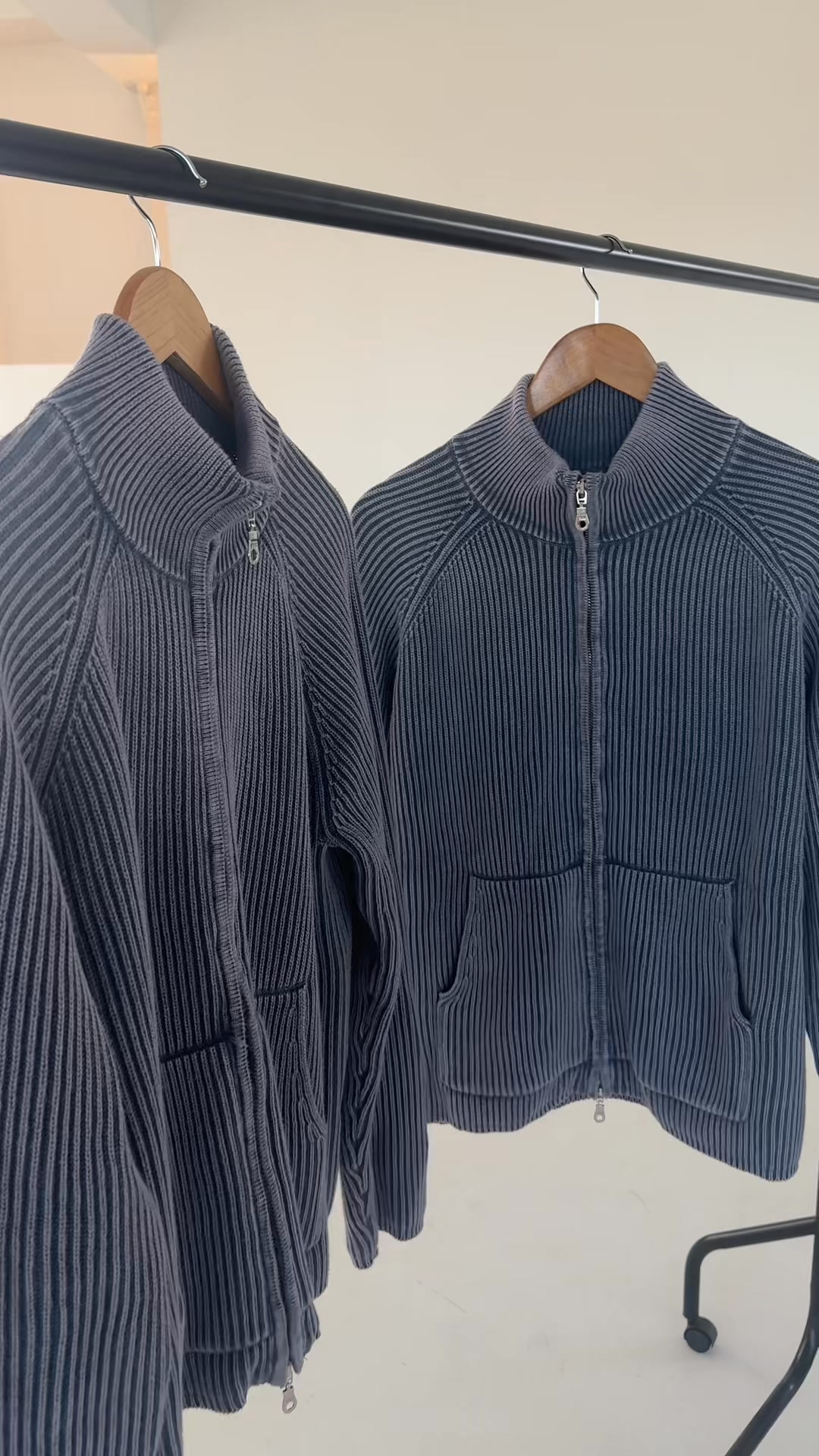 THE ENZYME KNIT