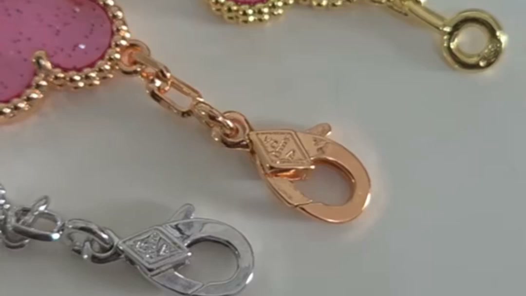 Luxury Style, Unlocked