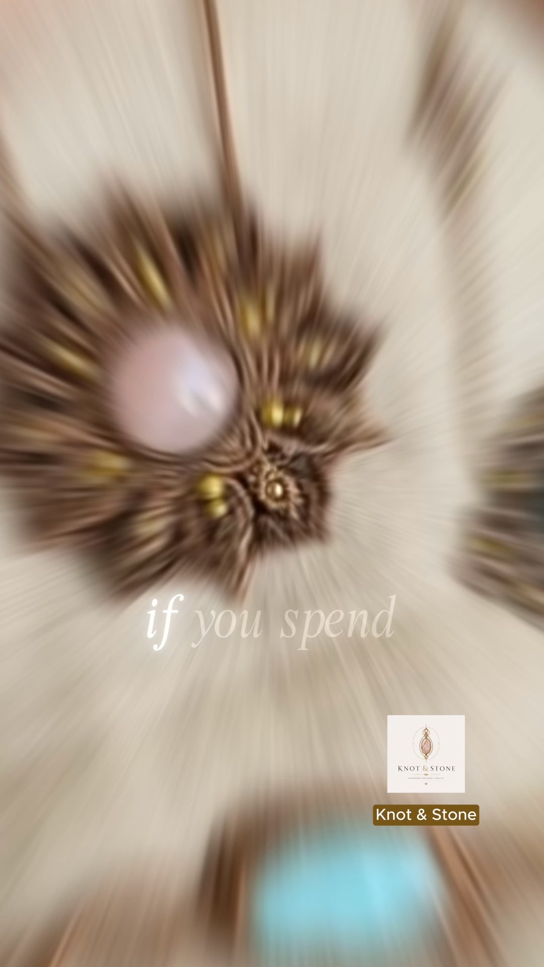 (4.9/ 5.0)