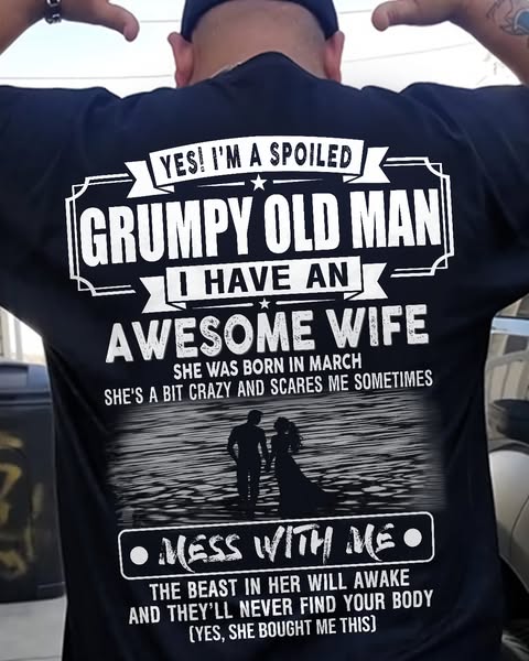 Anúncio de Luvtees apparel