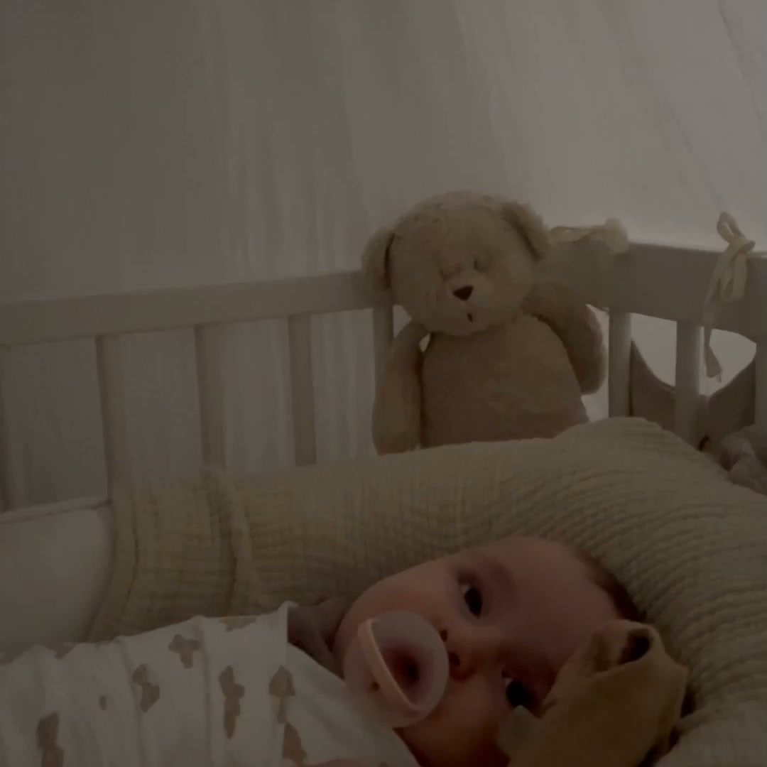 What midwives discovered about pacifier acceptance.