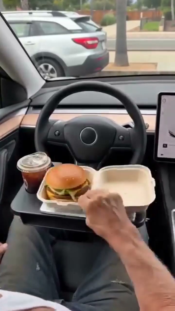Turn Your Car Into a Mini Workspace!