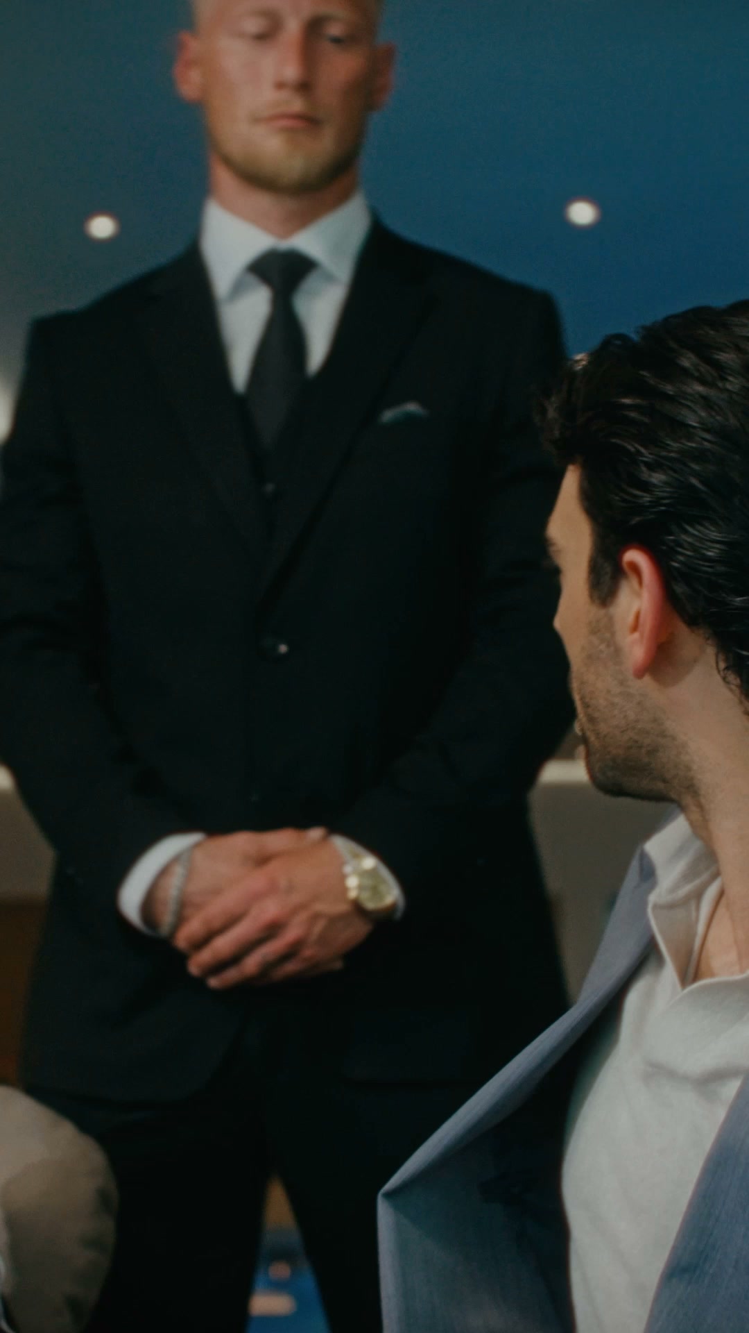 Explore SUIT CLUB