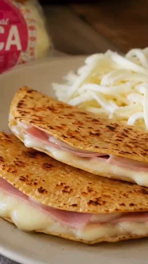Queso Oaxaca con 15 % de descuento