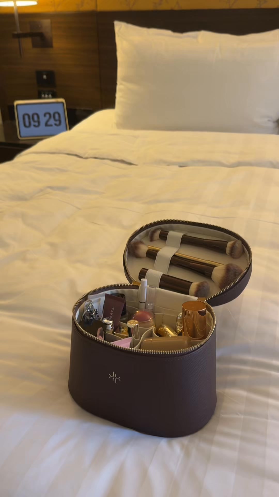 Viral Makeup Case