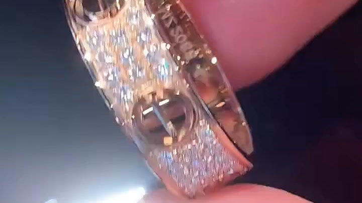 Stars don't fade. Neither does our jewelry.