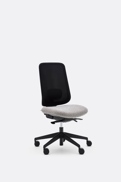 Task One - Black Frame - No Arms - Dove