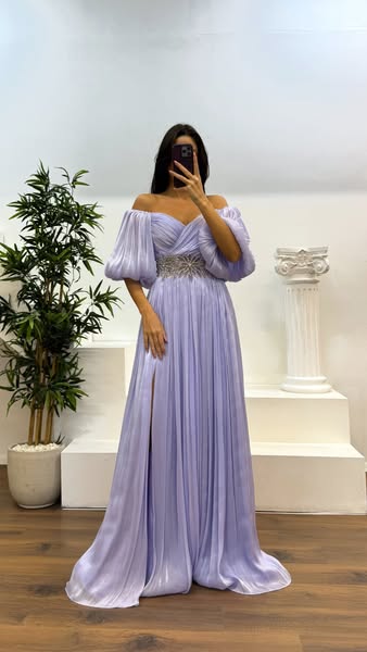 Lilac balloon sleeve pleated evening dress €166.56