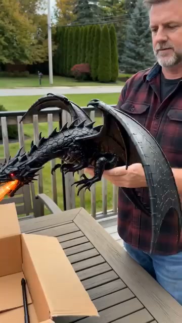 Solar Dragon Fire Garden Light