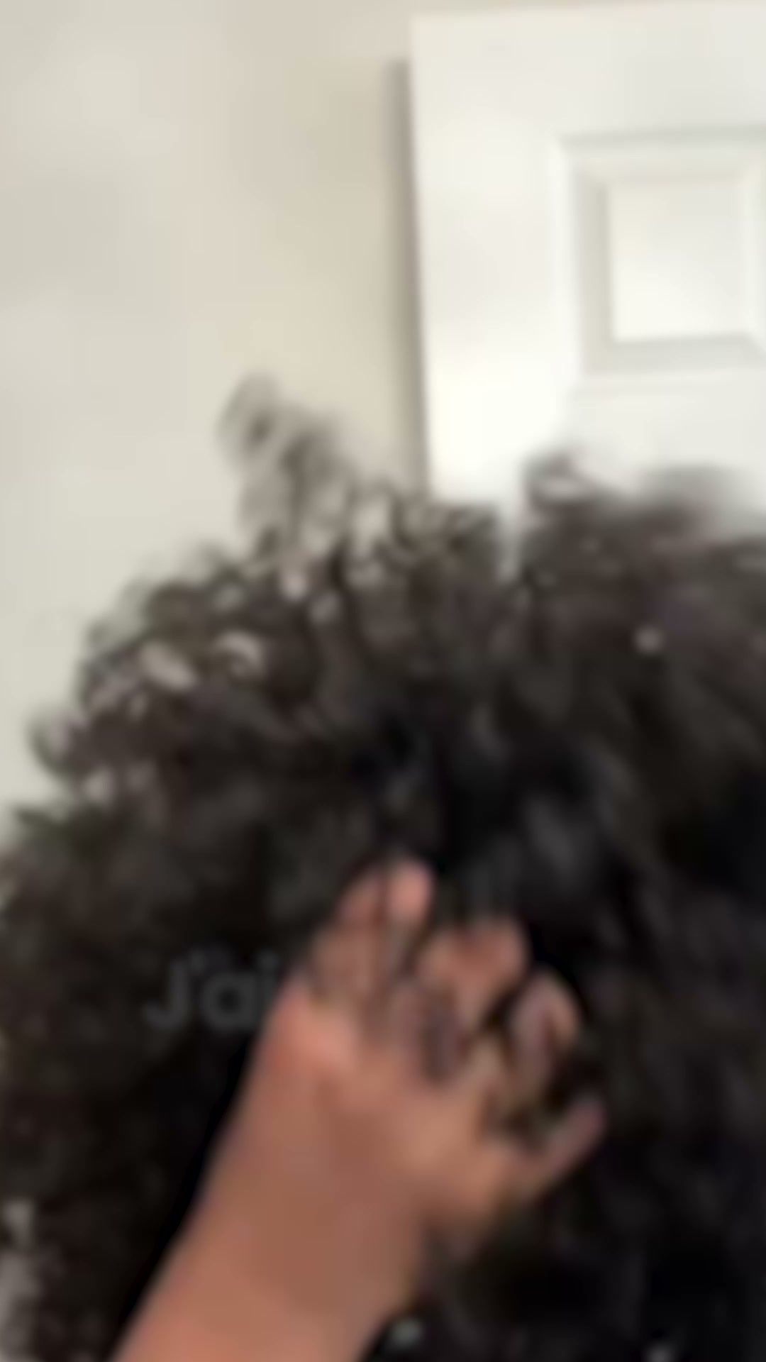 Cheveux blancs ? Effacés en un instant.